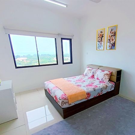 D'Luna Homestay Seaview I Sunrise View Куала-Тренгану Экстерьер фото