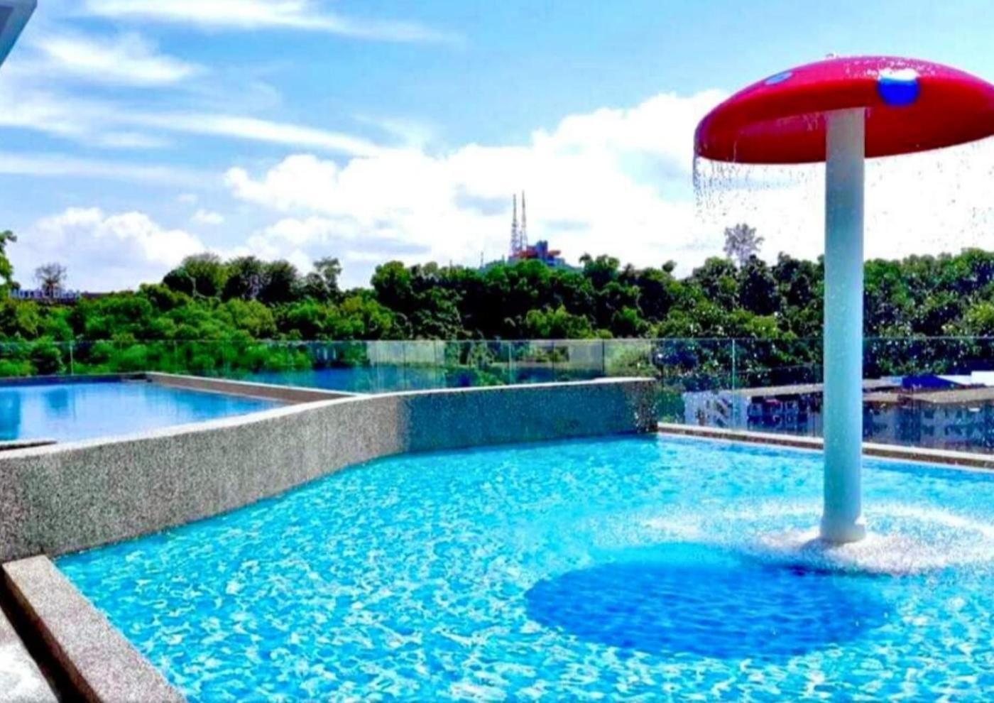 D'Luna Homestay Seaview I Sunrise View Куала-Тренгану Экстерьер фото