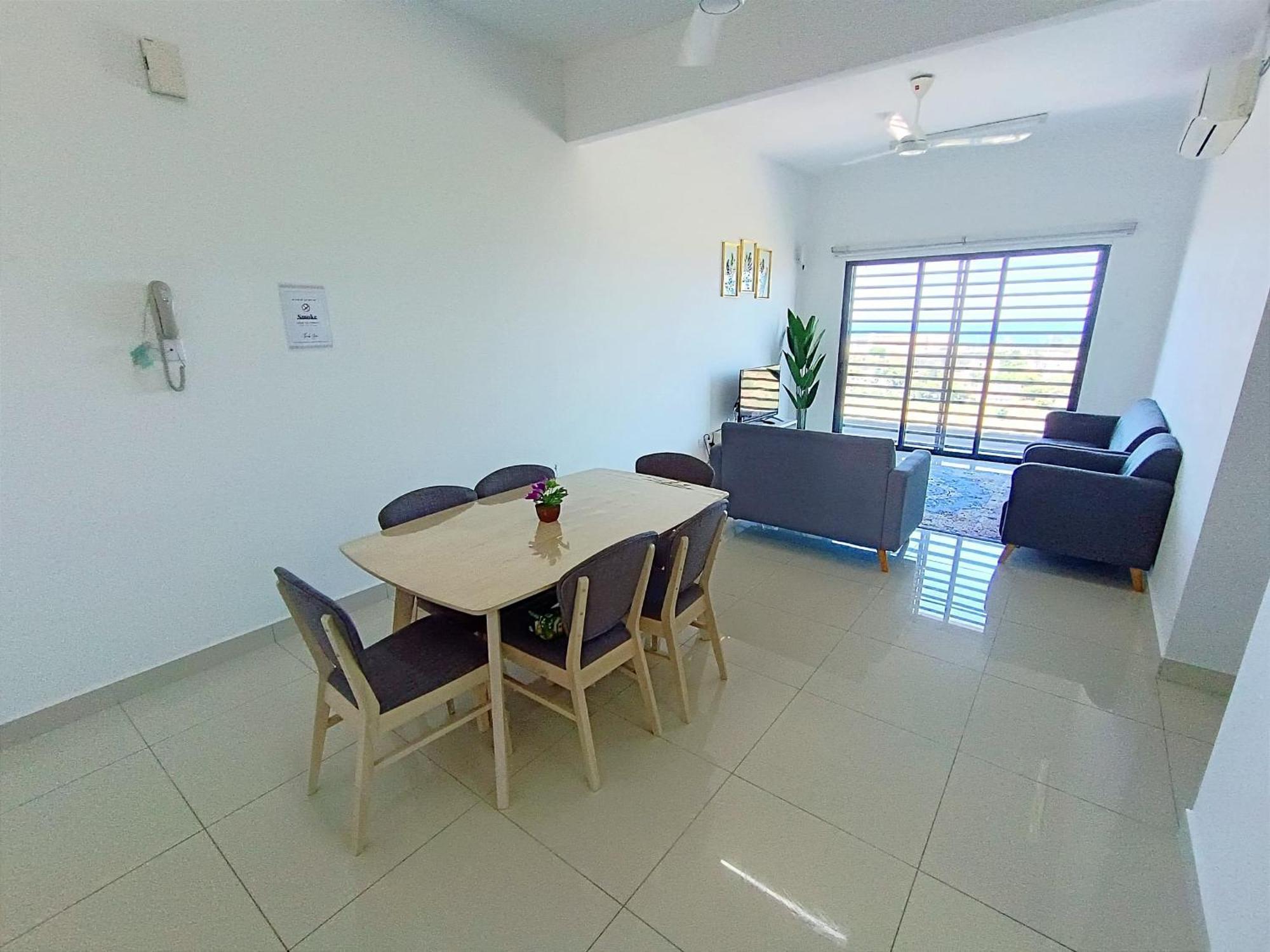 D'Luna Homestay Seaview I Sunrise View Куала-Тренгану Экстерьер фото